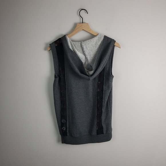 Fabletics Black and Gray Saige Vest Hoodie Soft Women - Picture 11 of 11